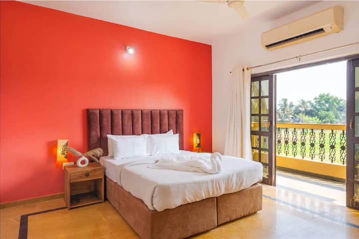 Bedroom 1 image 3