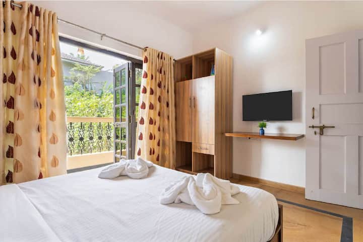Bedroom 3 image 1