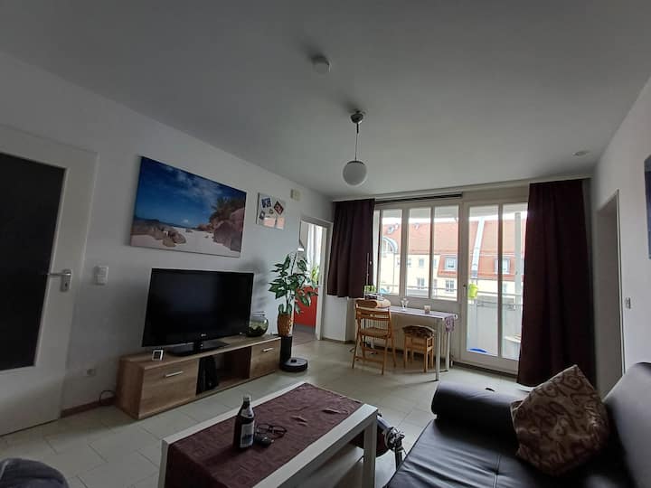 Zentrale 42qm Wohnung Mit Balkon Direkt Bei U-bahn - München