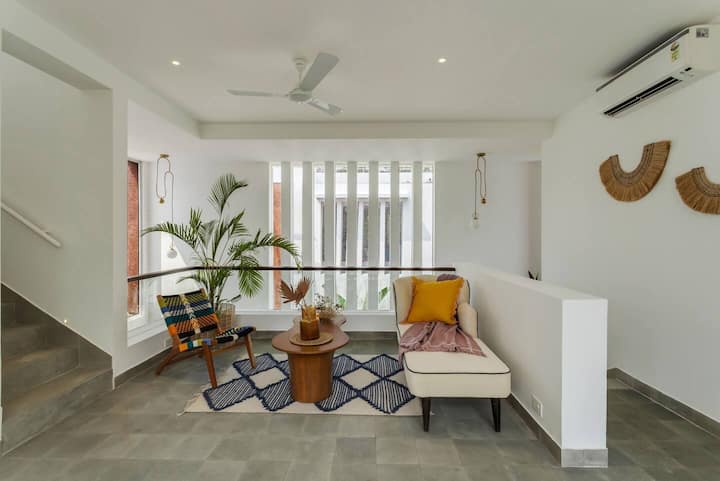 Living room image 3