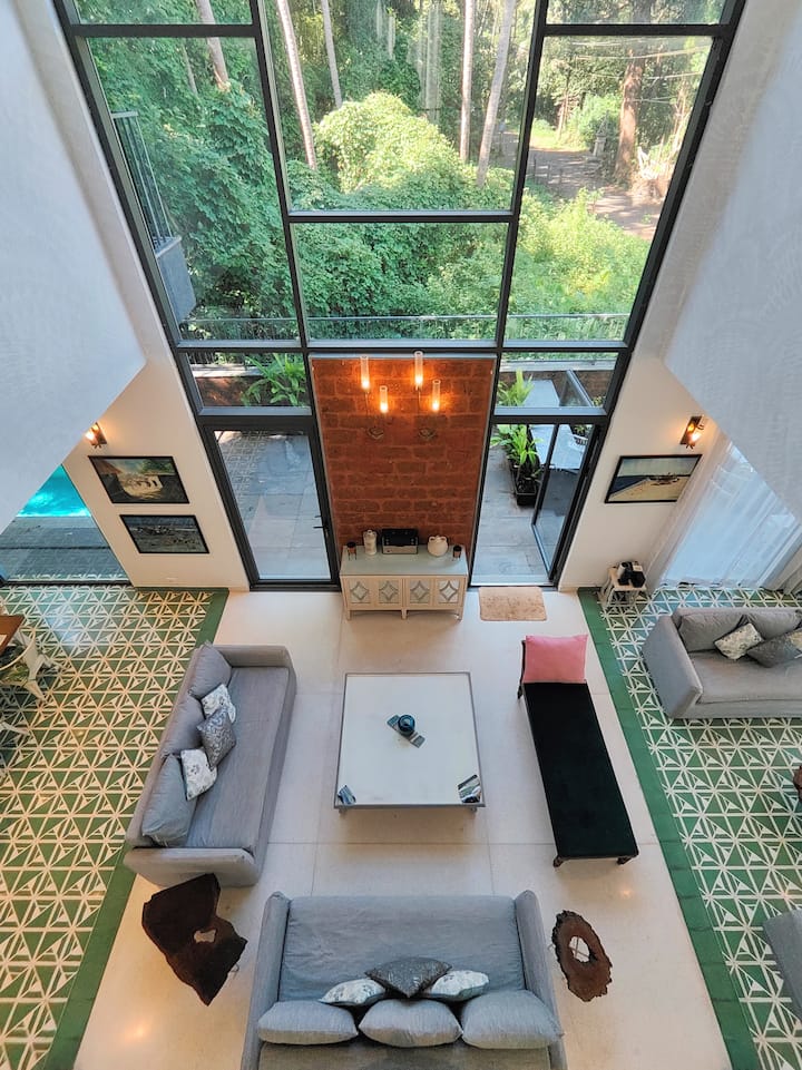 Living room image 1