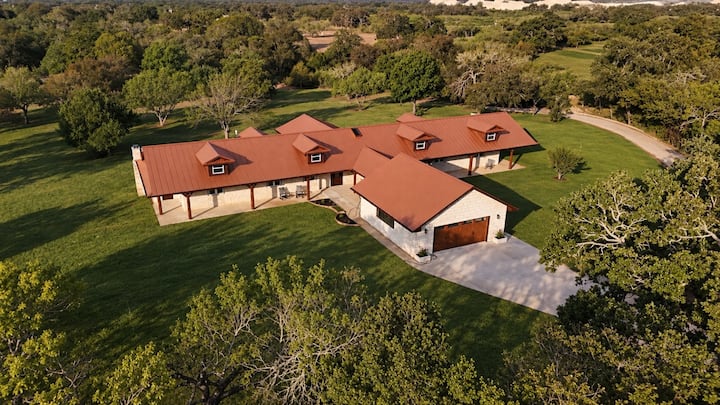 Small Ranch Entry. Sign The Limestone Retreat at Ruby Ranch Getaways - Houses for Rent in Hays ...