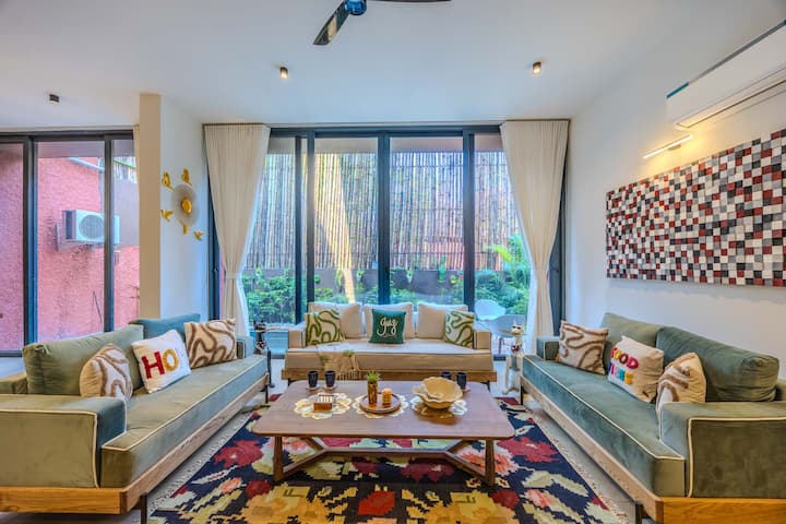 Living room image 1