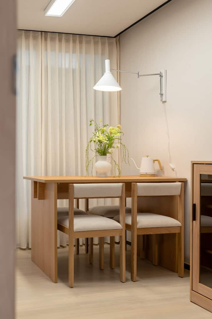 [Openingsaanbieding]/3 minuten van station Hongje/3 stations van Jongno ...