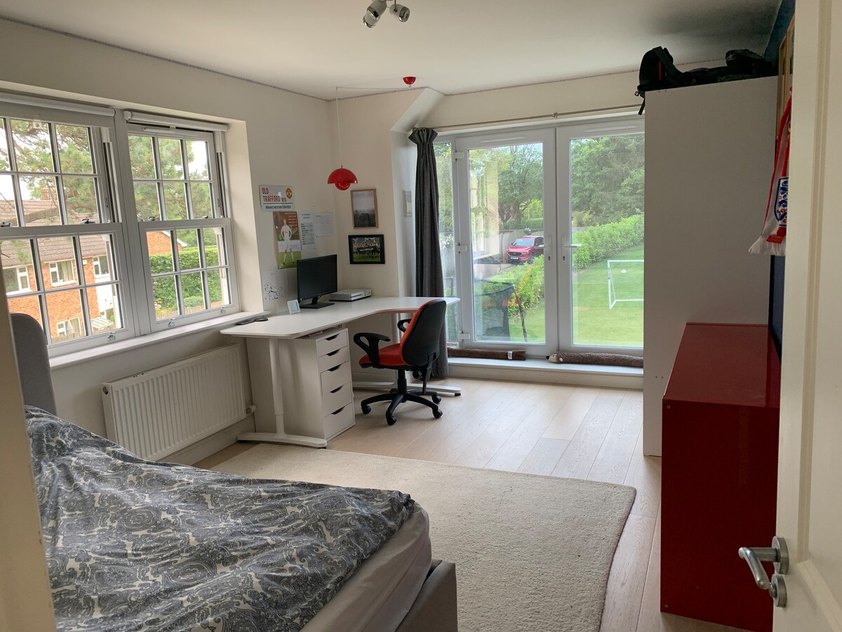 საძინებელი 4