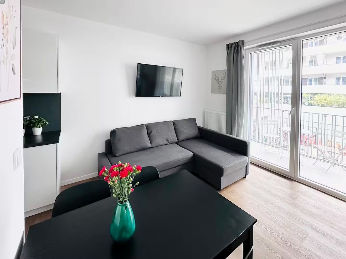 Ordona Charming Studio - Flats for Rent in Warsaw, Masovian Voivodeship ...