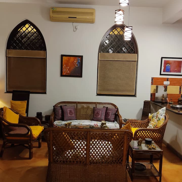 Living room image 1
