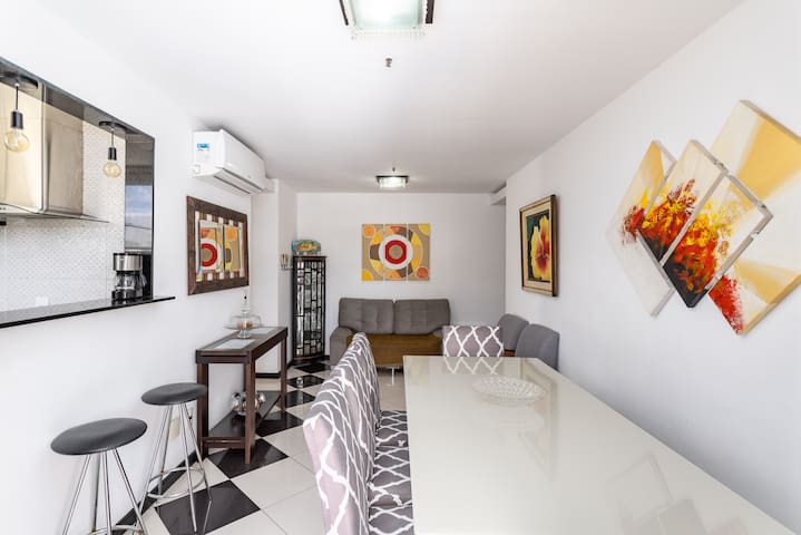 Flat cobertura duplex em excelente localização!!!