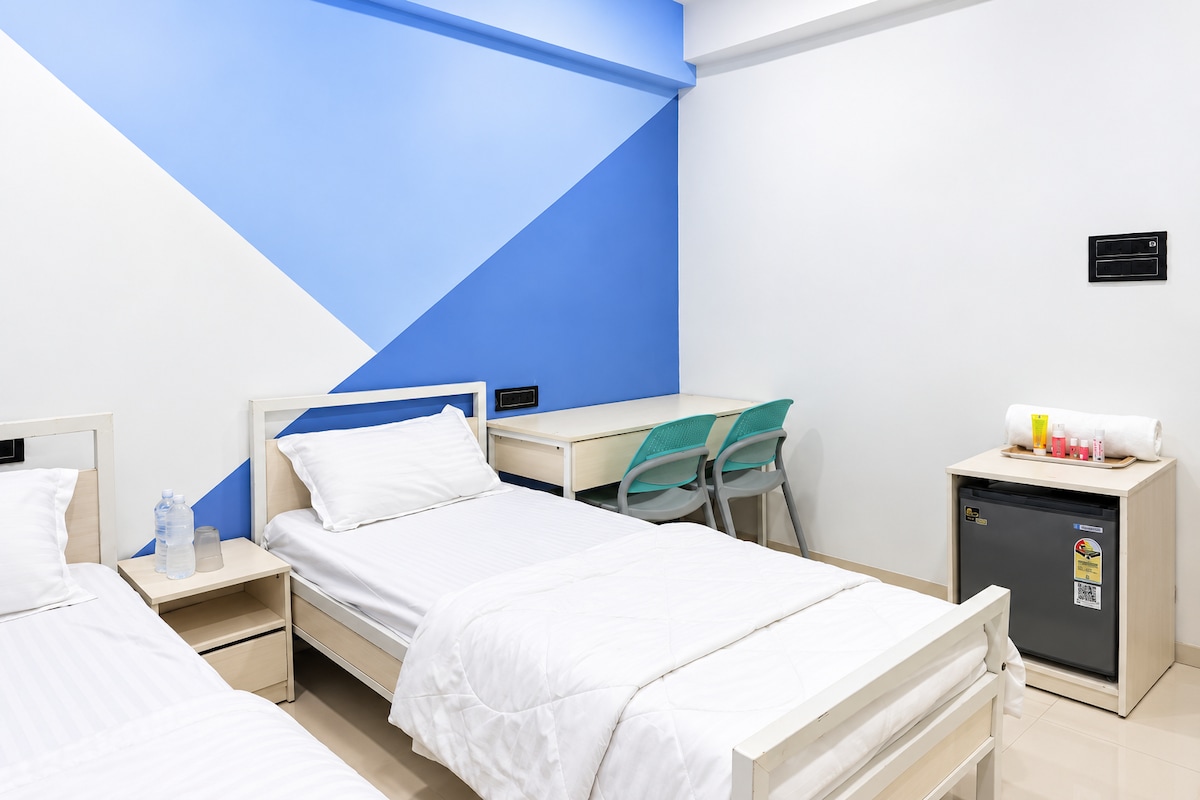 602 Modern Women only hostel - Guesthouses for Rent in Ahmedabad ...