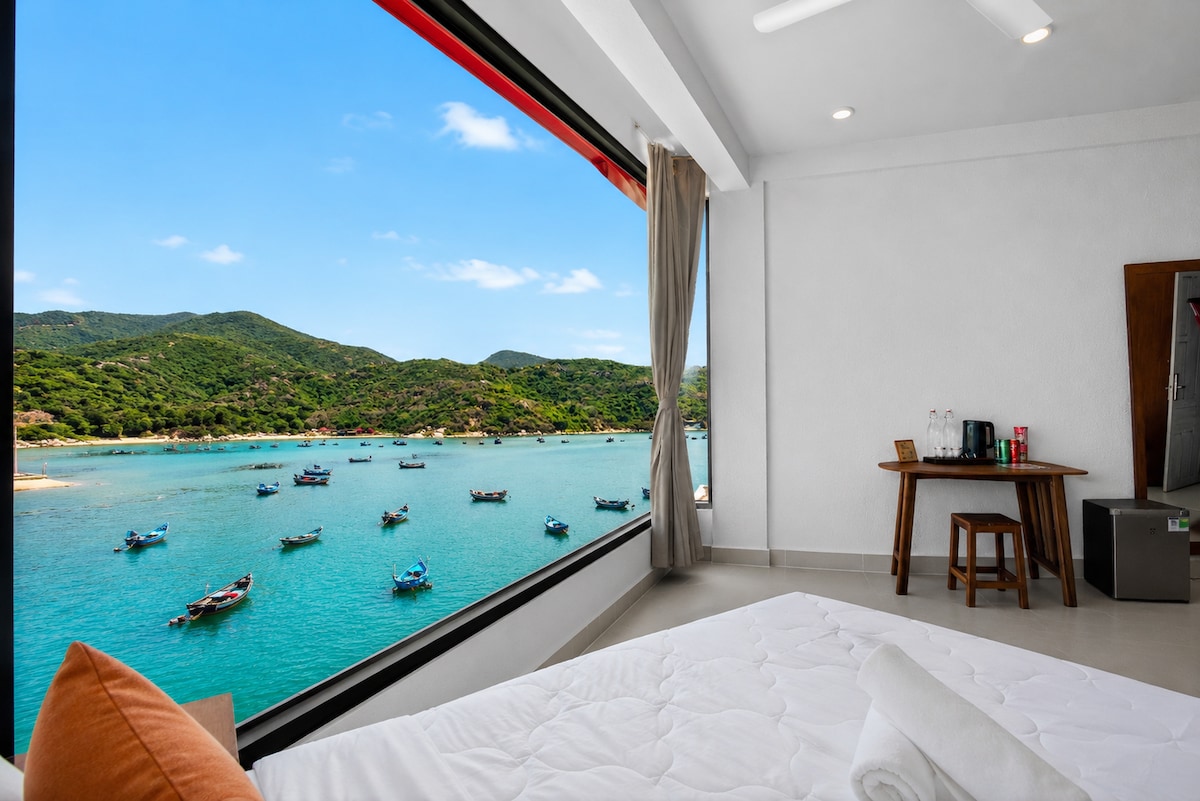 Yeu Bien • Ocean View Room • Vinh Hy - Flats for Rent in Vĩnh Hải ...