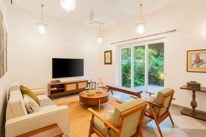 Living room image 1