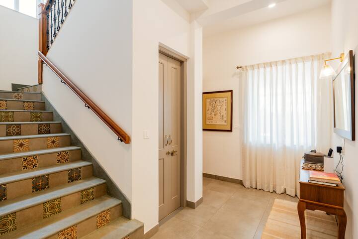 Living room image 4