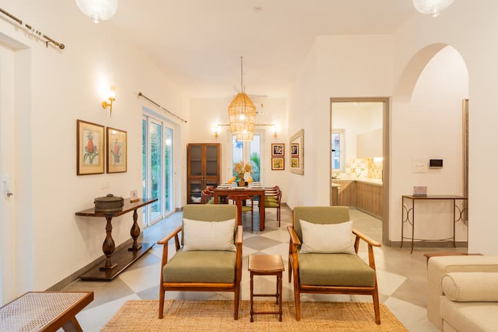 Living room image 9
