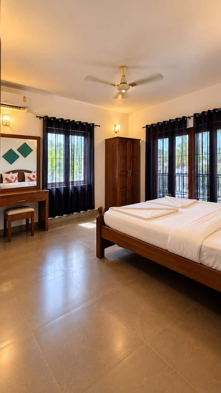 Bedroom 1 image 2