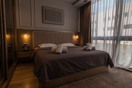 LV 115-9 · Zen stays, The Cozy Nest, 2BR Lakeview residence. — 2