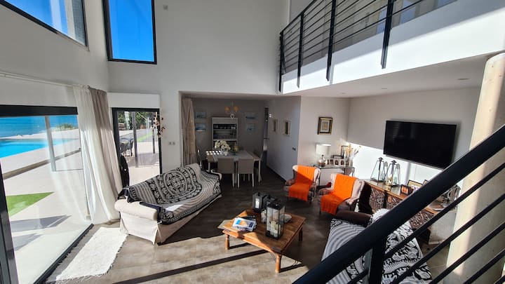Exclusive Luxury Villa With Private Beach Access - Puerto de Mazarrón