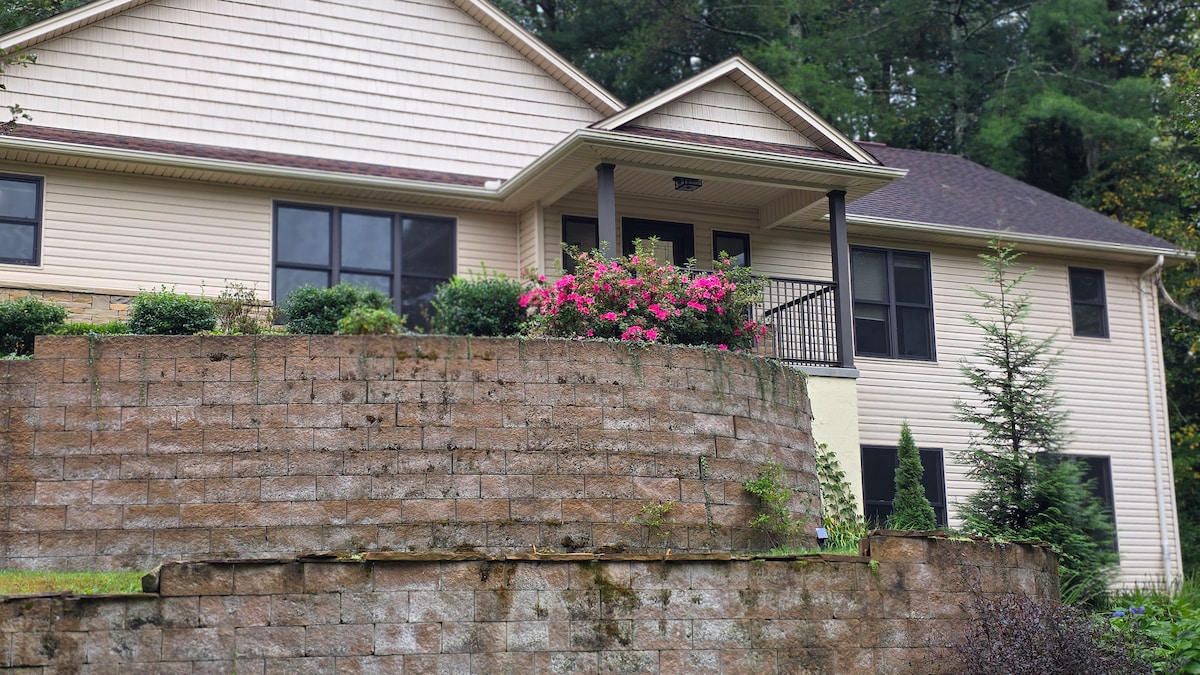 La maison UP - Maisons à louer à Sparta, Tennessee, États-Unis - Airbnb