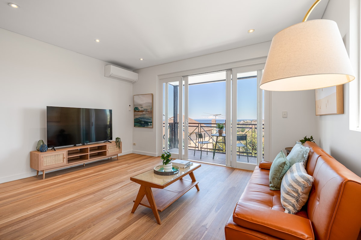 Bondi-Tamarama Beach 3 King Room Ocean Views #4 with private bathtub in Sydney