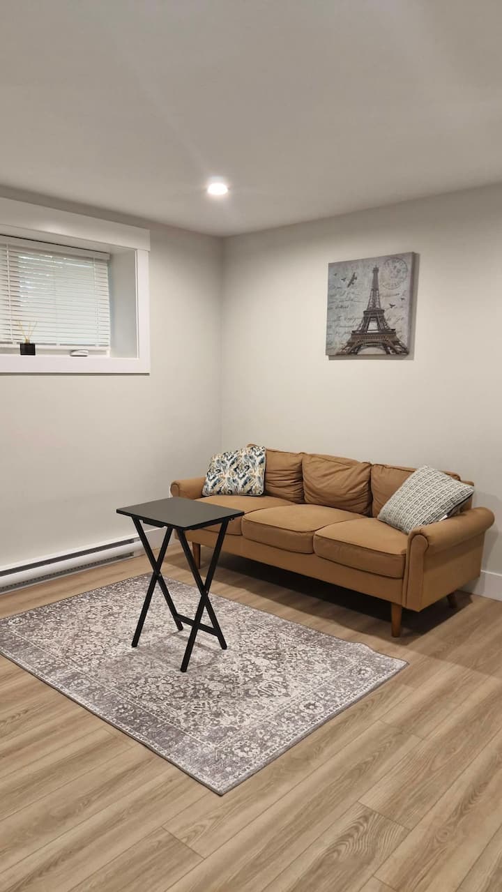 Main photo of rental property: Photo 1 of 6 in Riverview, NB
