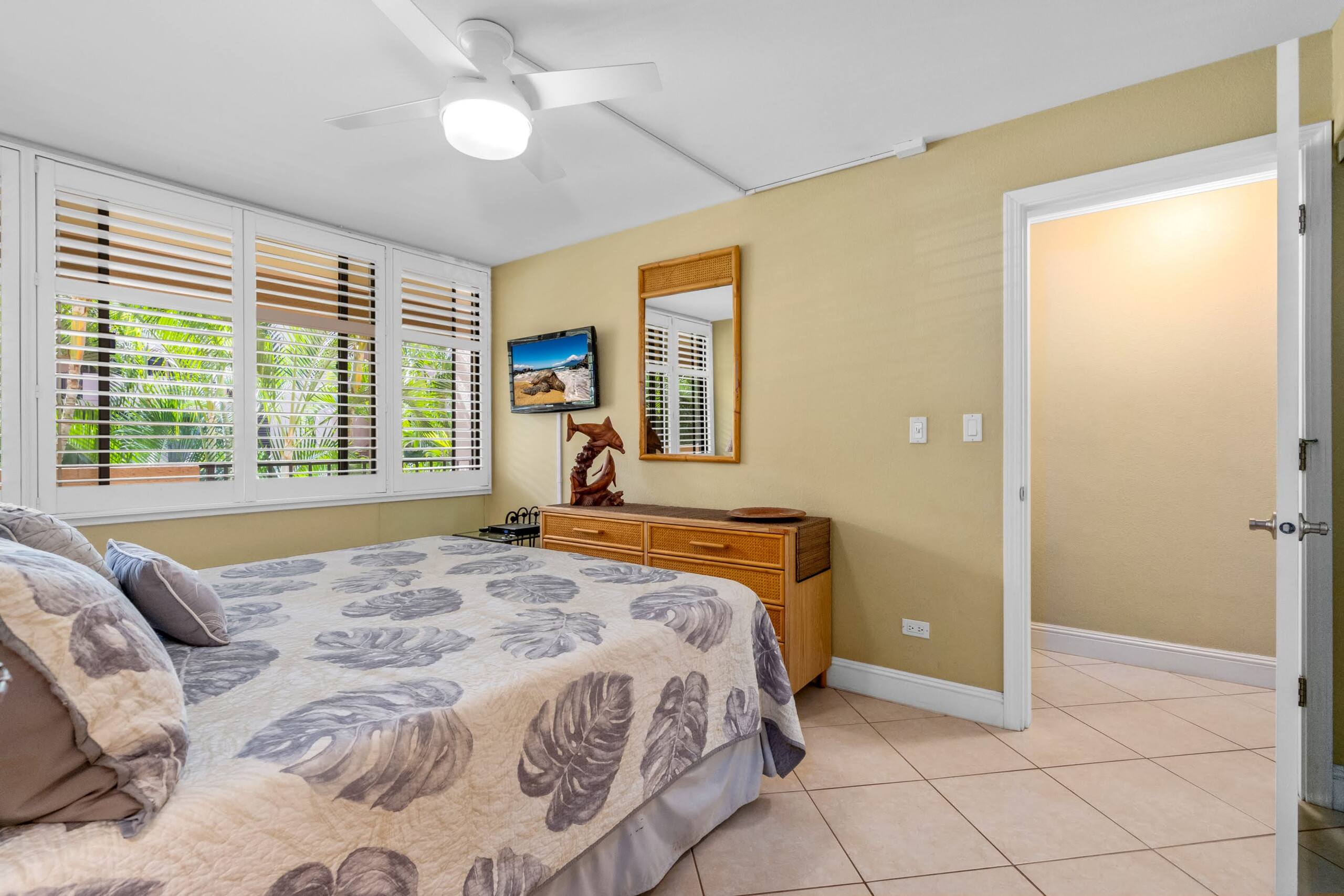 Condo in Kihei · ★4.85 · 1 bedroom · 2 beds · 2 private baths - Image 7