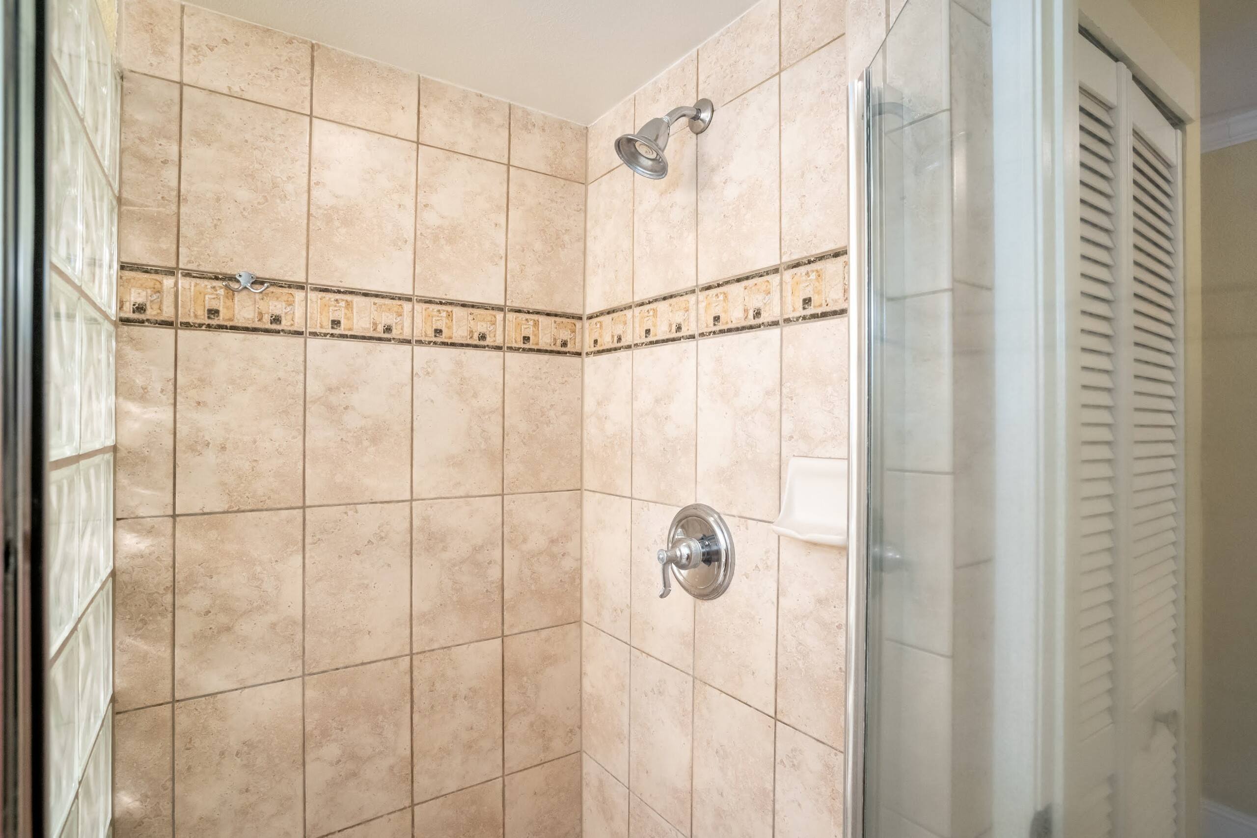 Condo in Kihei · ★4.85 · 1 bedroom · 2 beds · 2 private baths - Image 10