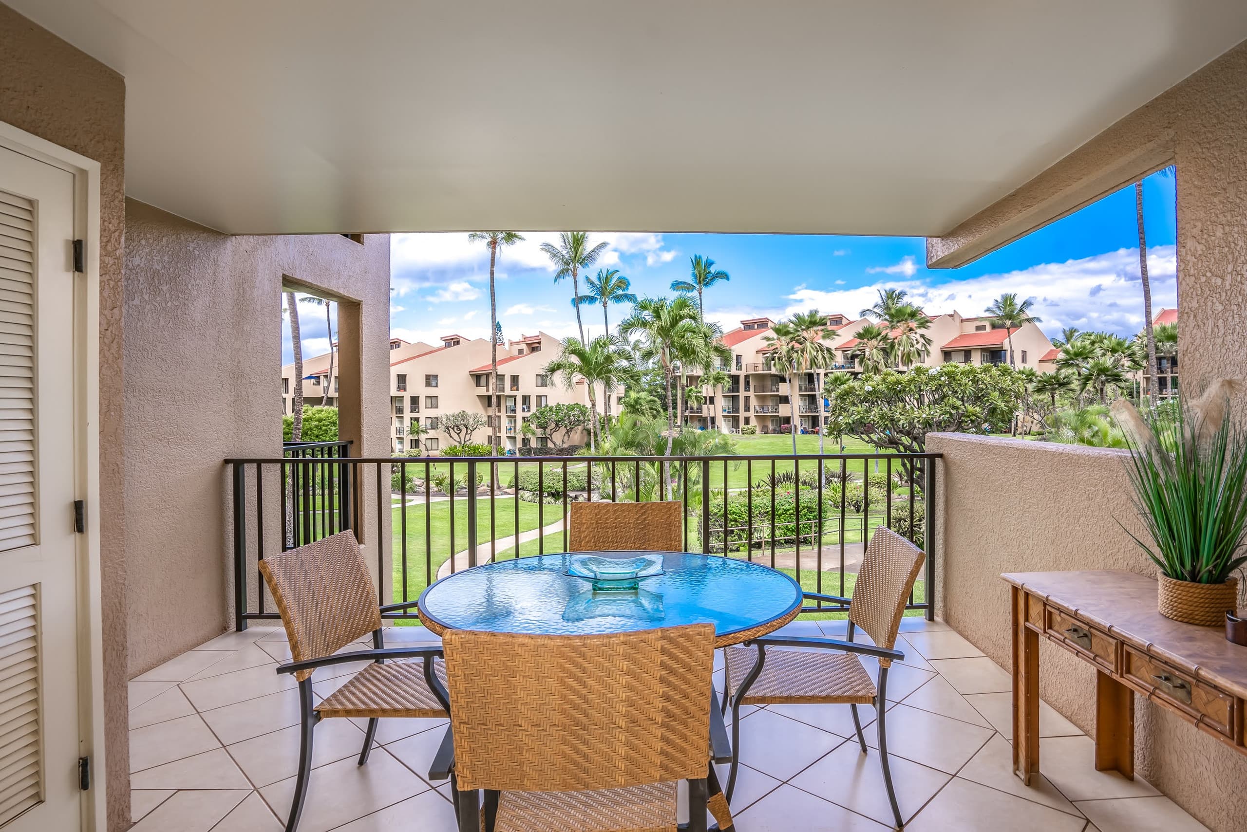 Condo in Kihei · ★4.85 · 1 bedroom · 2 beds · 2 private baths - Image 13