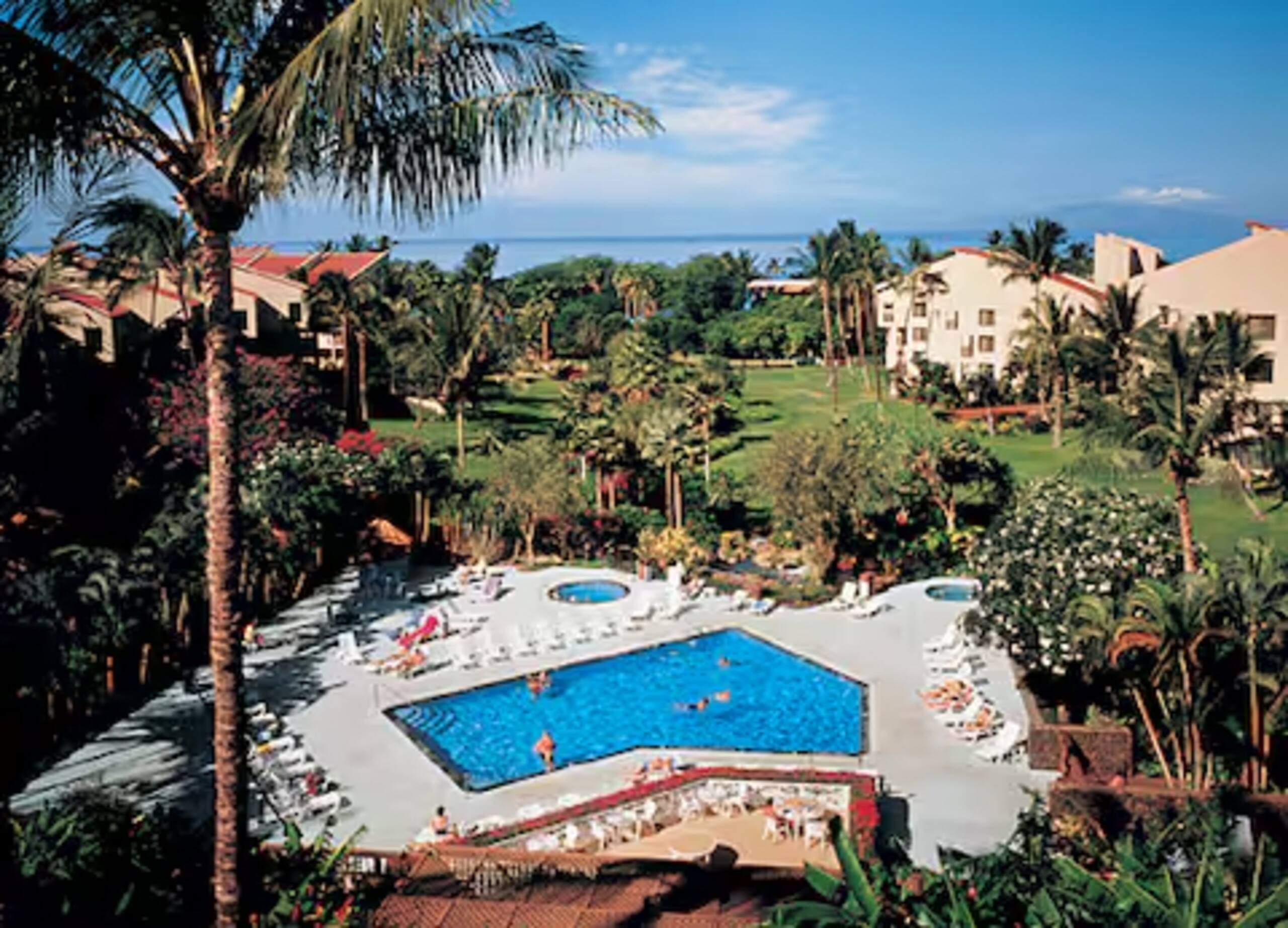 Condo in Kihei · ★4.85 · 1 bedroom · 2 beds · 2 private baths - Image 21