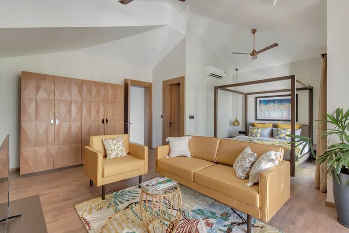 Living room image 2