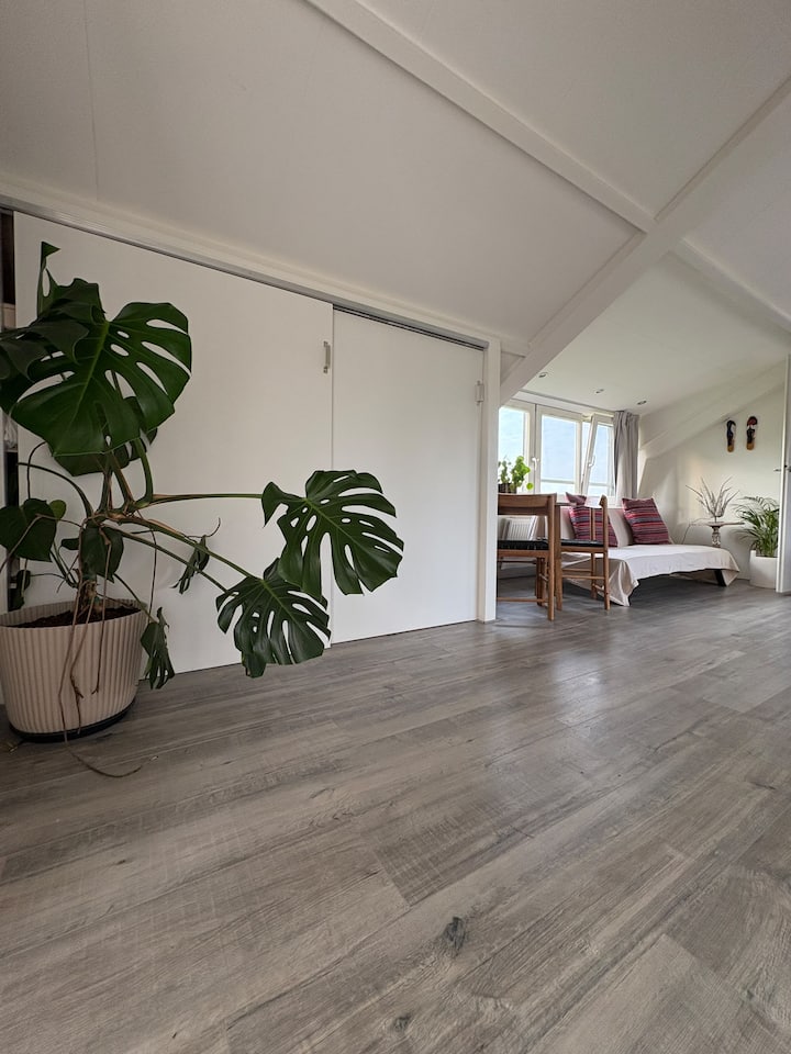 Small Ranch Entry. Sign Small apartment in the farmlands of Loosdrecht - Apartments for Rent in ...