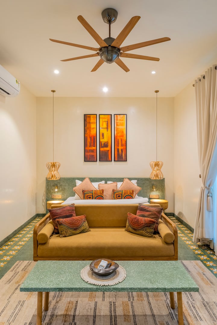 Living room image 4