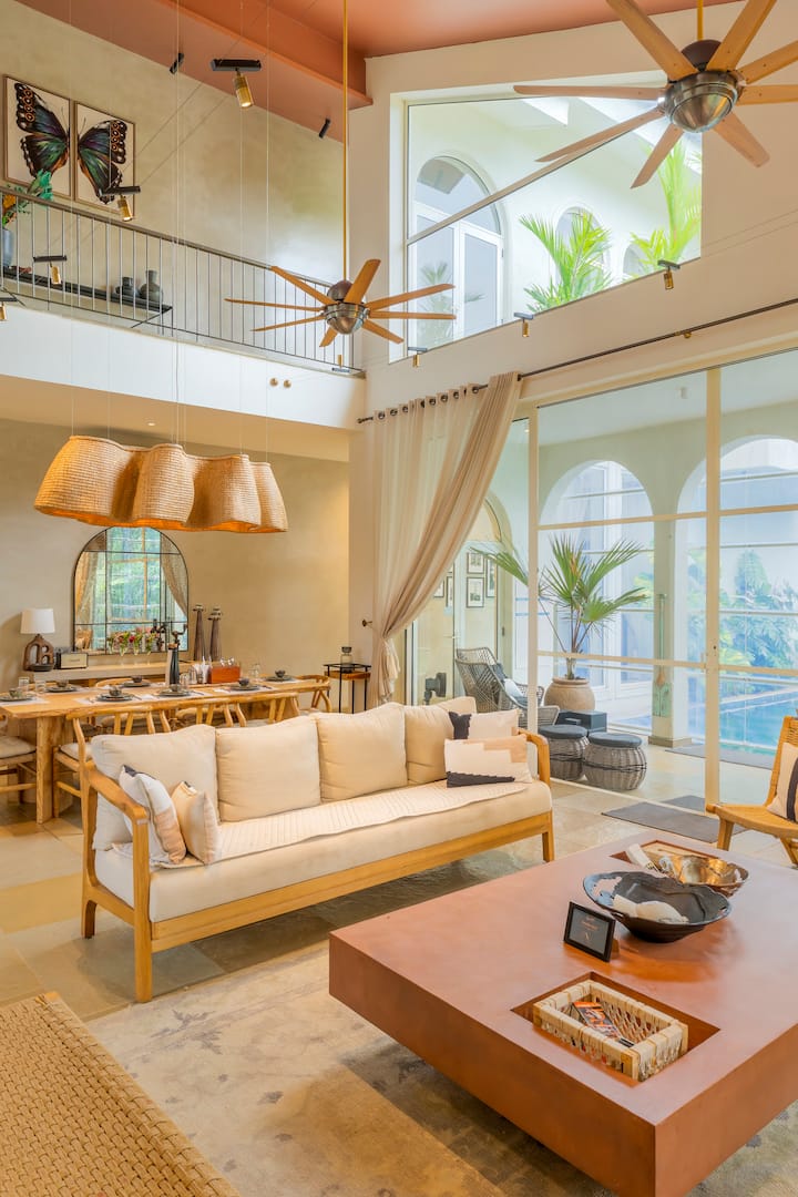 Living room image 1