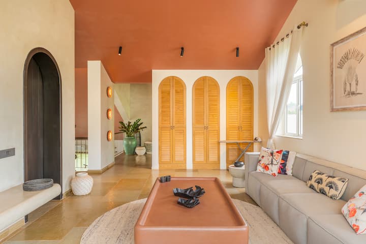 Living room image 9