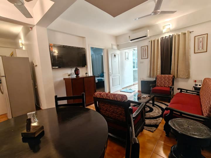 Living room image 2