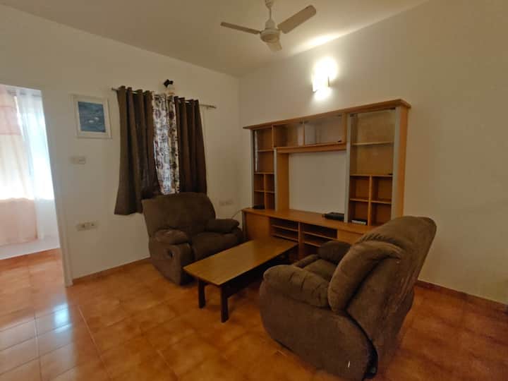 Living room image 5