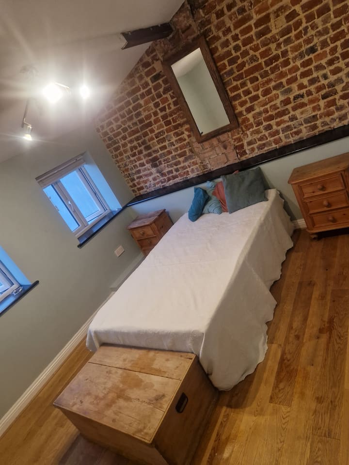Lovely Quiet Ensuite Room With Great Shower - Norwich
