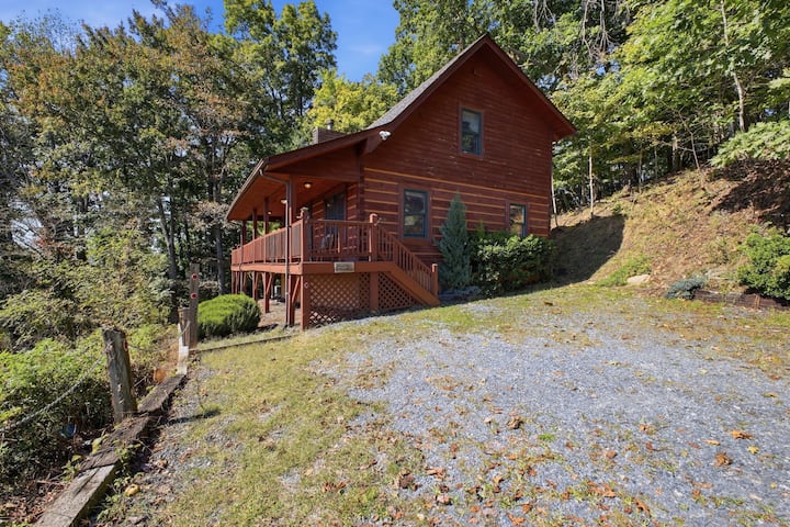Altitude Adjustment, Mtn Views, Fireplace, Pets OK - Cabins for Rent in ...