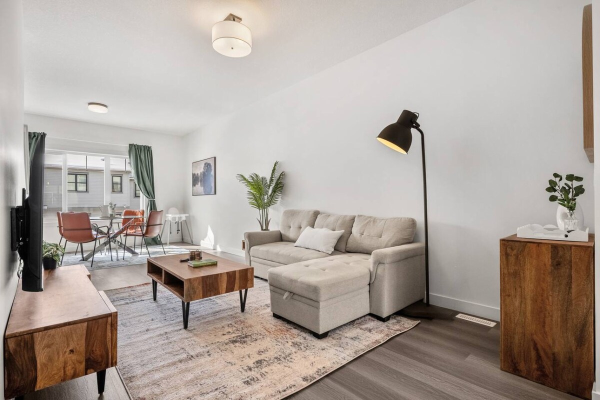 Rustic 2BR townhome, king bed, garage, near Aspen - Houses for Rent in ...