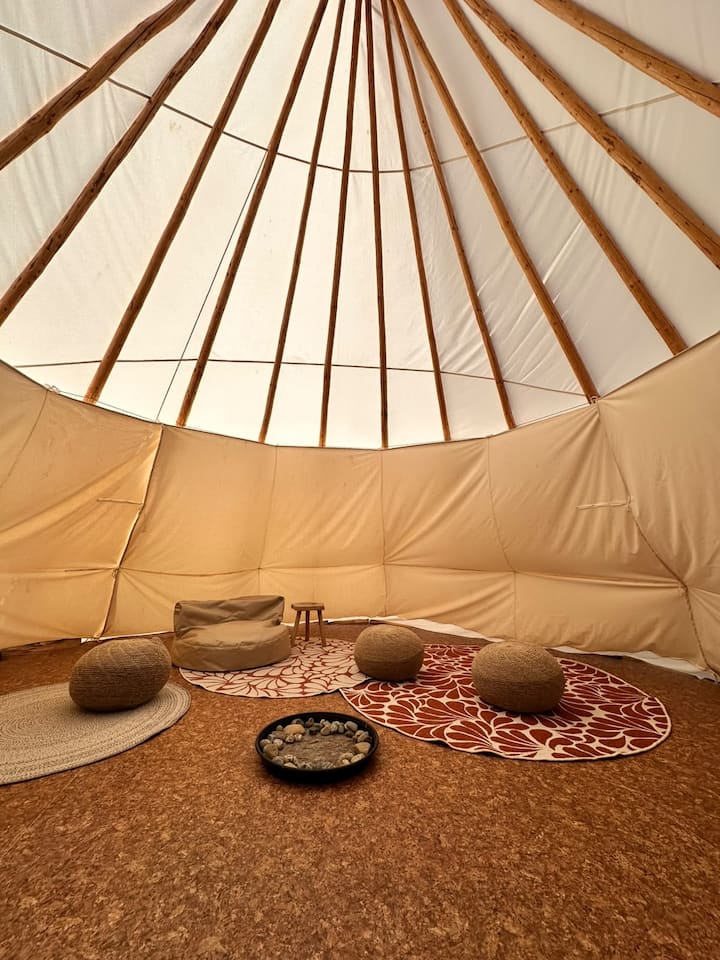 Gipfelstürmer Tipi  Wo Freiheit Zuhause Ist. - Allgäu