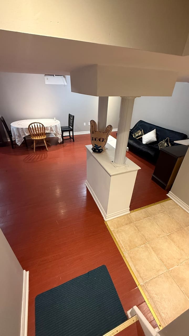 Bright 2br Basement Suite With Parking & Laundry - Brampton