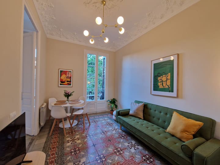Modernista Con Galería - Barcelona