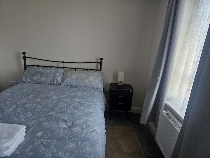 Warm, quiet and comfy abode. - Houses for Rent in Nottinghamshire ...