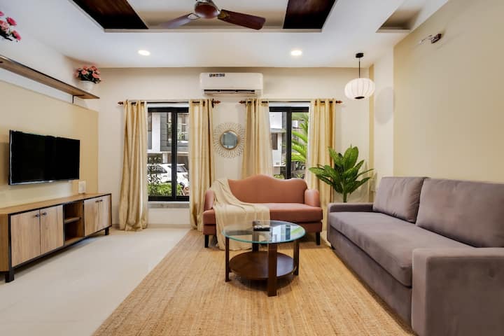 Living room image 1