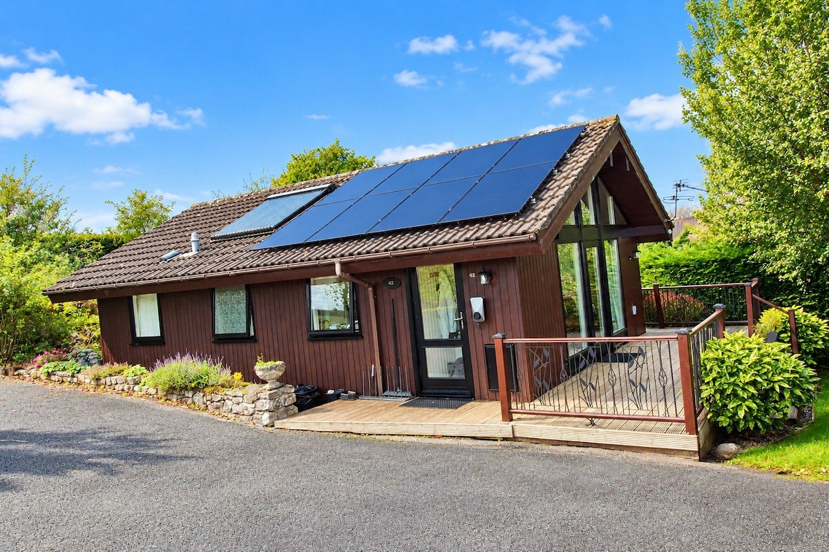 Hill Crest, Yanwath, 3 dogs welcome, wood burner - Chalets for Rent in ...