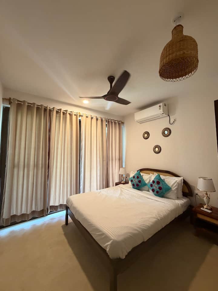 Bedroom 1 image 3