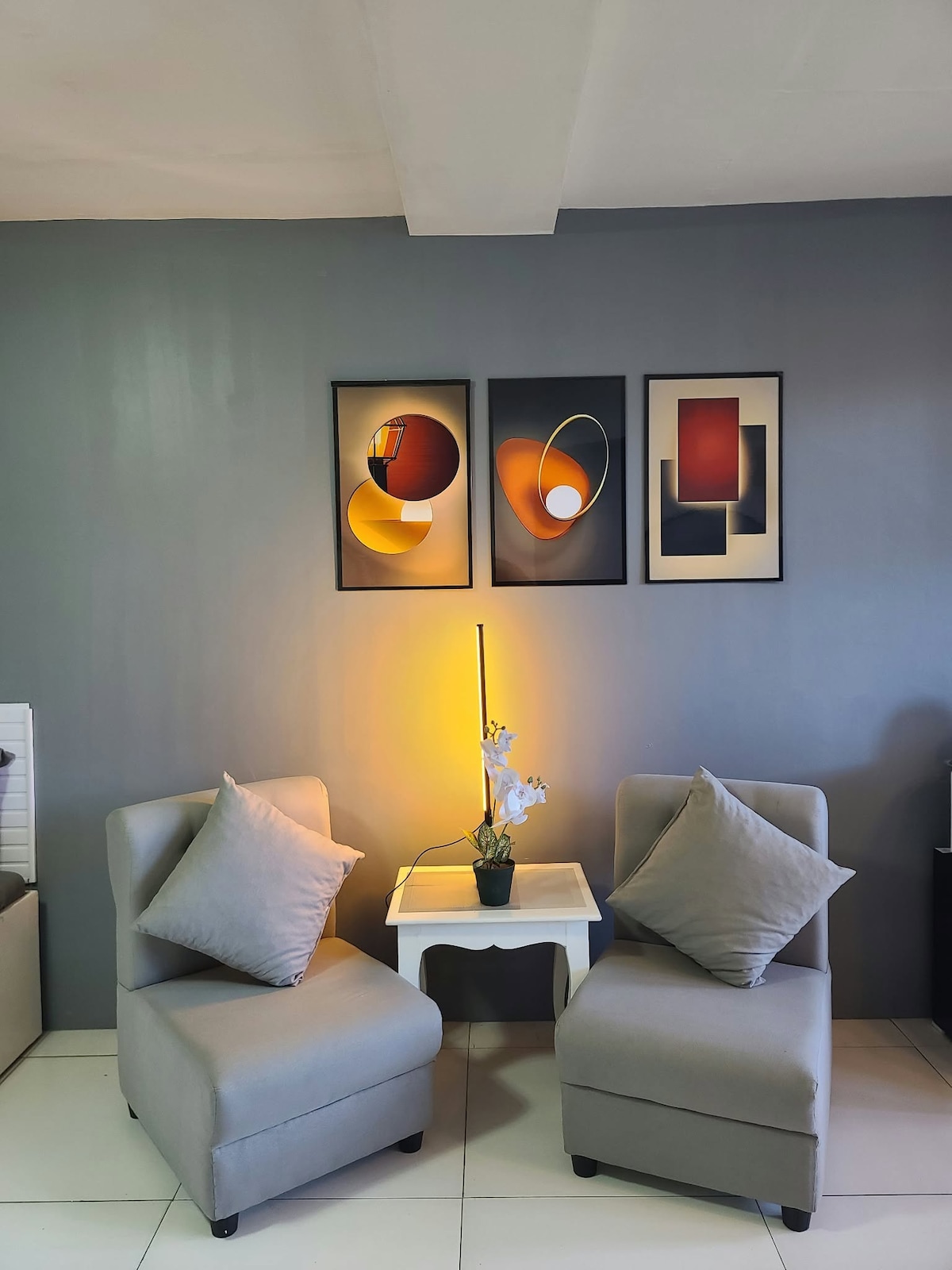 Unit 1/Walking Distance to Burnham & Night Market - Apartments for Rent ...