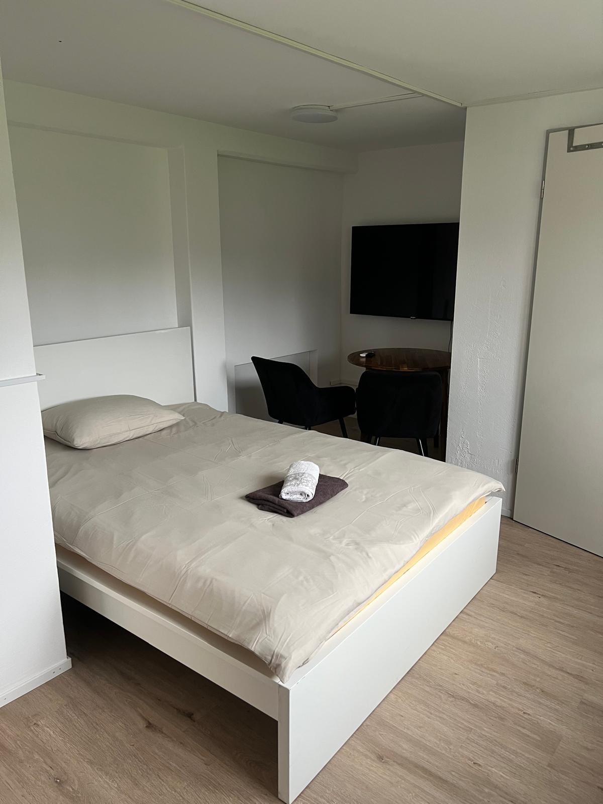 Chambre studio Avec salle de bain et WC - Maisons à louer à Buttisholz ...