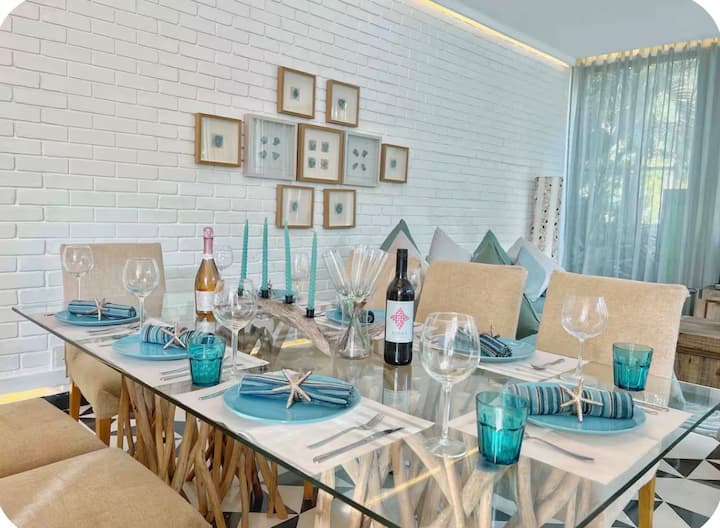 Dining area 3 image 1