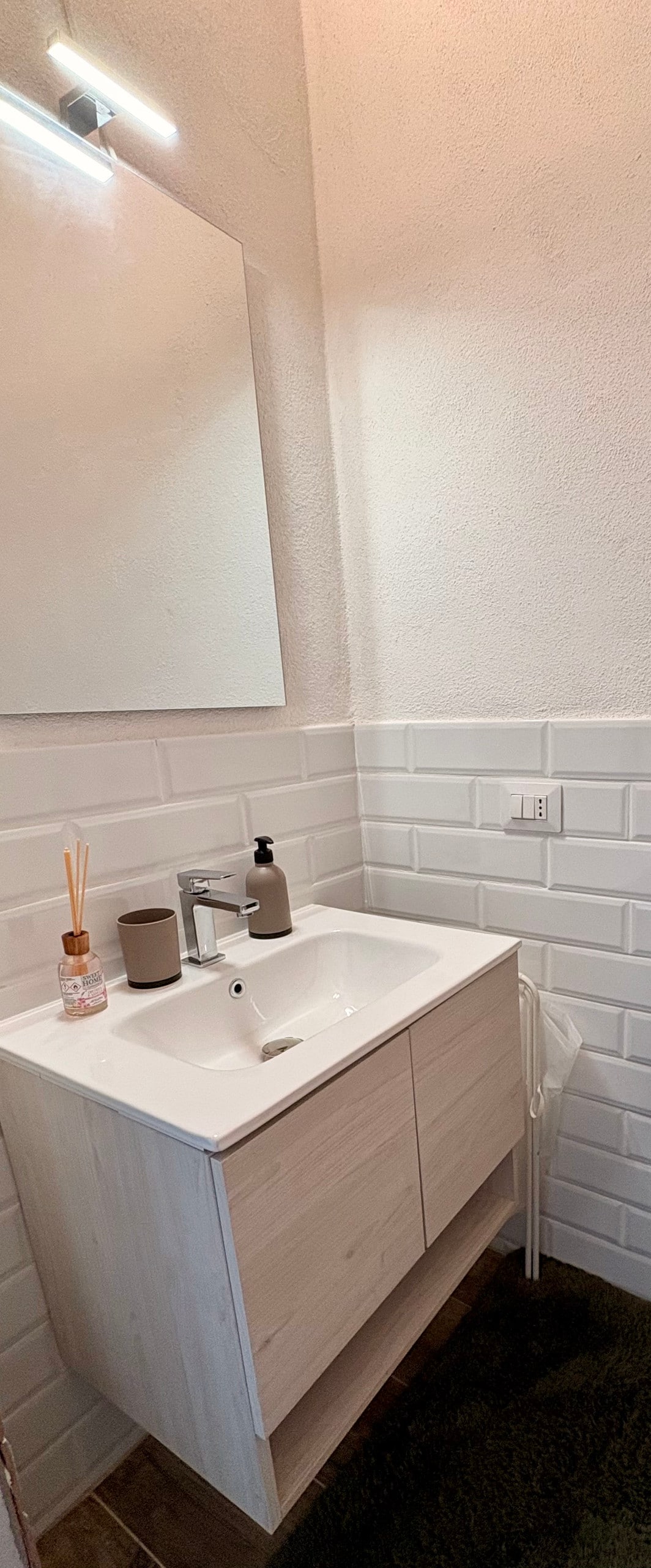 Lemon Tree Room Monreale - Bed and breakfasts for Rent in Cagliari ...