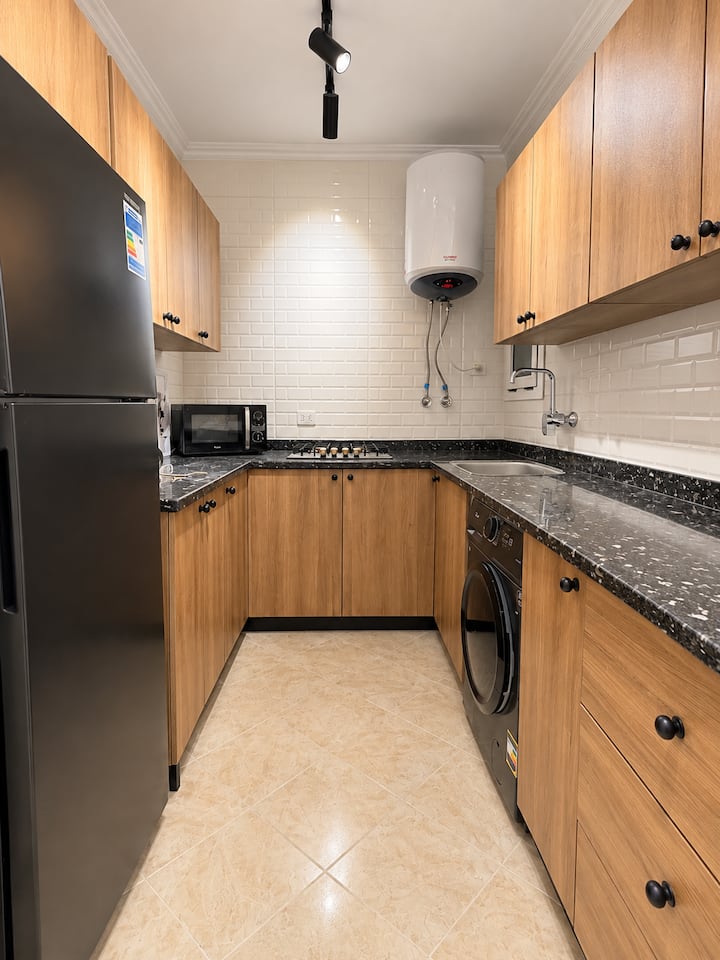 La Miranda 2 BDR 2 Baths In Rehab City: Full kitchen