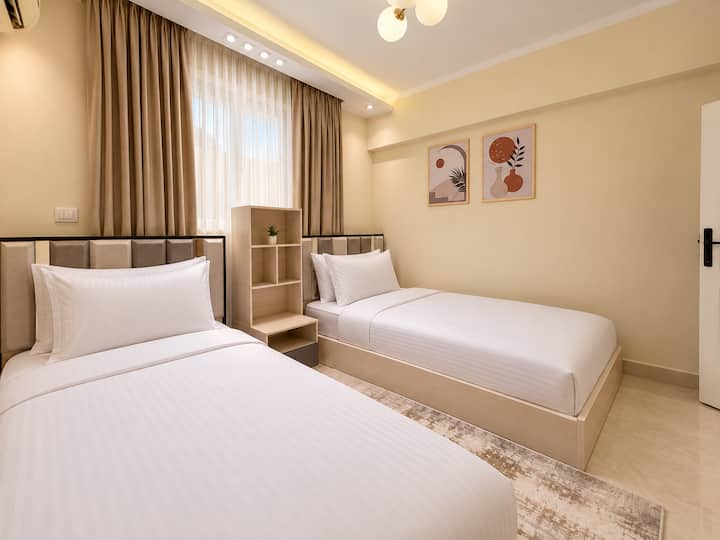 La Miranda 2 BDR 2 Baths In Rehab City: Bedroom 2